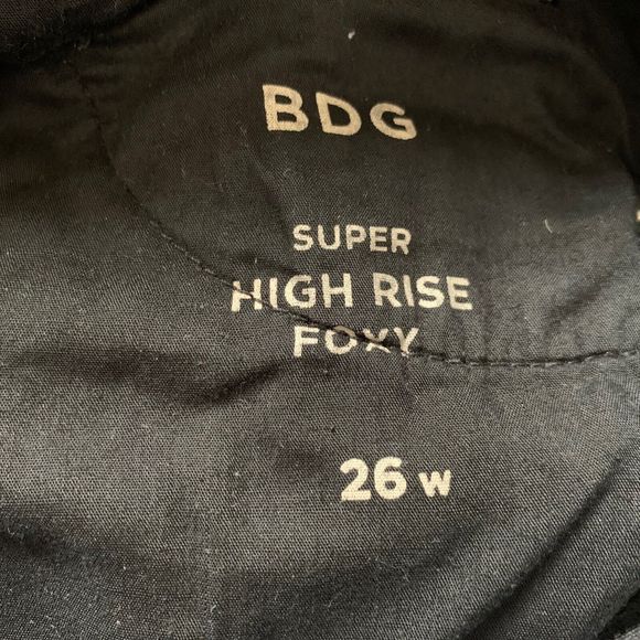 BDG Super High Rise Foxy Button Fly Cuffed Shorts Women 26 Blue Denim 5 Pocket - Picture 11 of 11